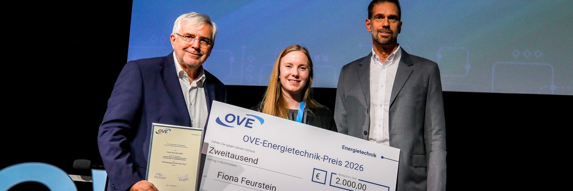 Überreichung des OVE-Energietechnik-Preises 2026 an Fiona Feurstein. Schick.