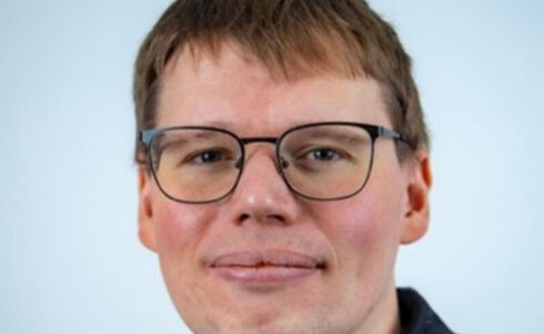 Porträtfoto Stefan Dumss