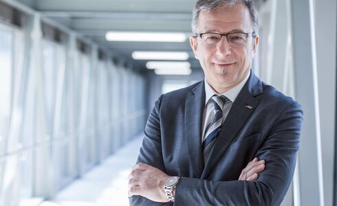 Porträtfoto Helmut Leopold