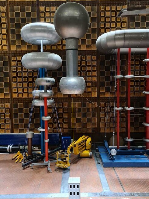 OVE Young Engineers Weihnachtsfeier Graz Nikola Tesla Labor