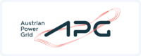 Logo der Austrian Power Grid (APG) mit stylisierten roten Linien.