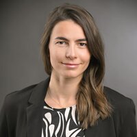 Porträtbild Dr. Verena Halmschlager